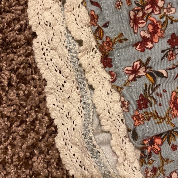 A beautiful Dressy top. - Picture 2 of 3